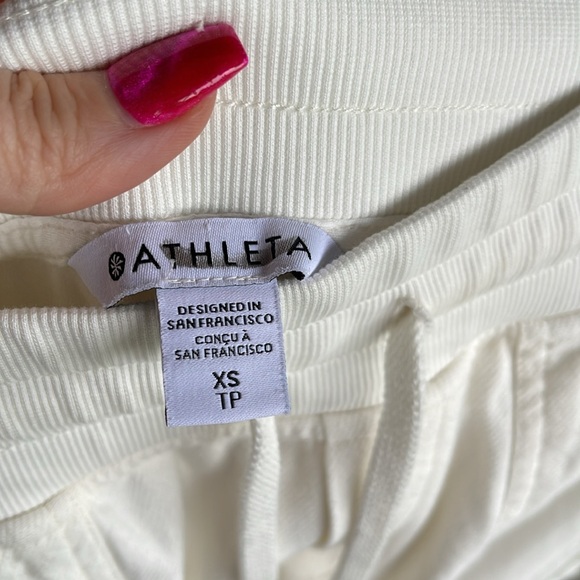 Athleta Joggers Women's Small Farallon Weekender Pant Off White Adjustable Cuff - Picture 10 of 10